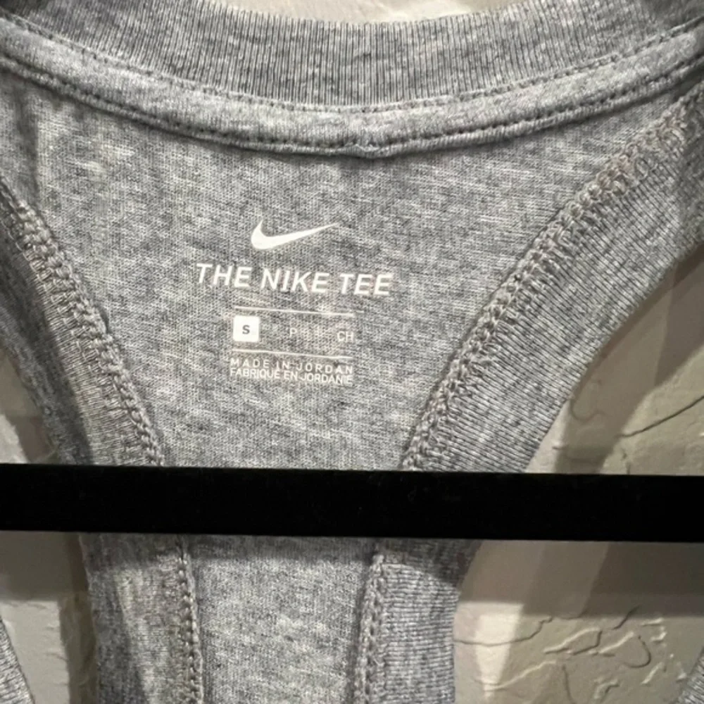 Nike tank